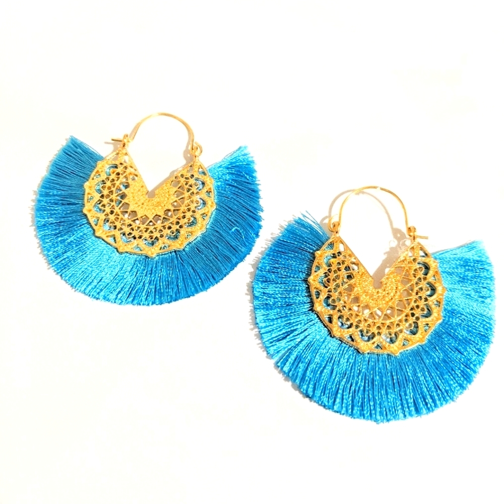🍒4/$20-BLUE Fan-Shaped Tassel Earrings